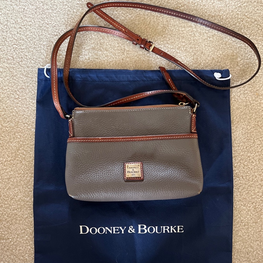 Dooney and Bourke Elephant Gray Cross Body Purse with Duster Bag
